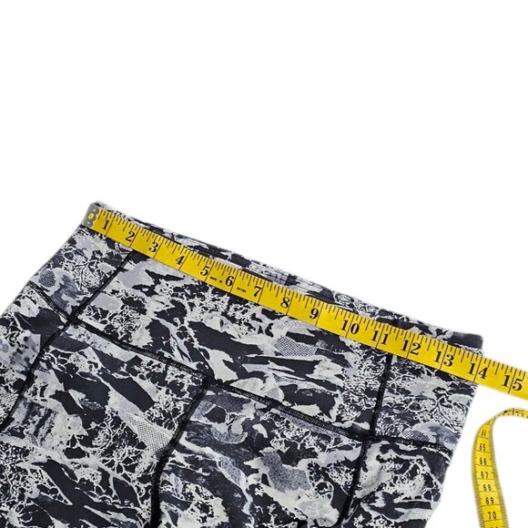 Lululemon Fast & Free 7/8 Tight, 25" Luxtreme, Reflective, Athletic, Size 8 - Picture 7 of 8